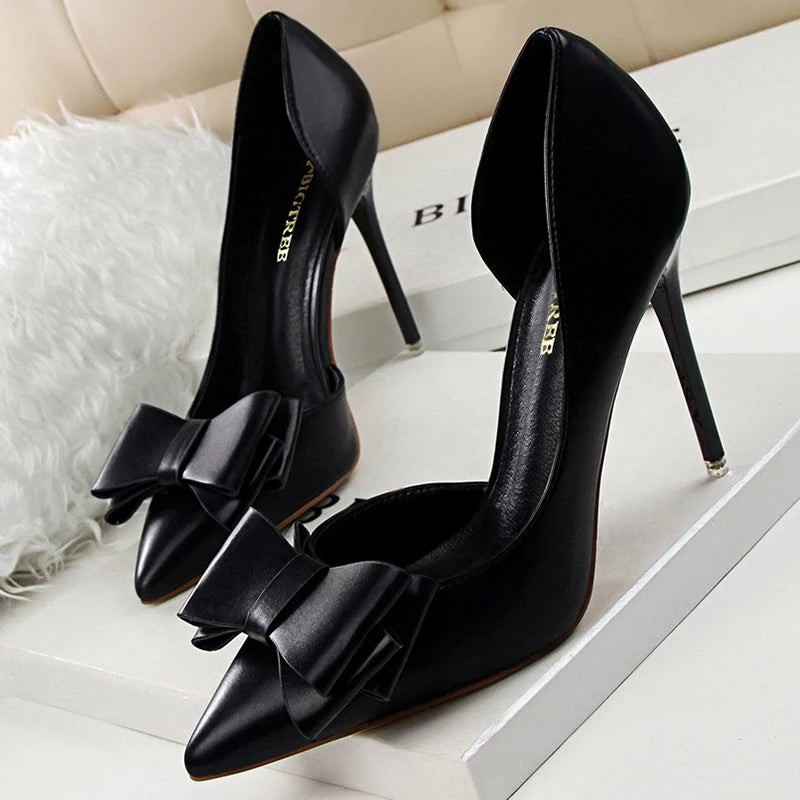 Bow-Knot Pointed Toe Pumps – Classic 10.5 cm Stiletto Heels