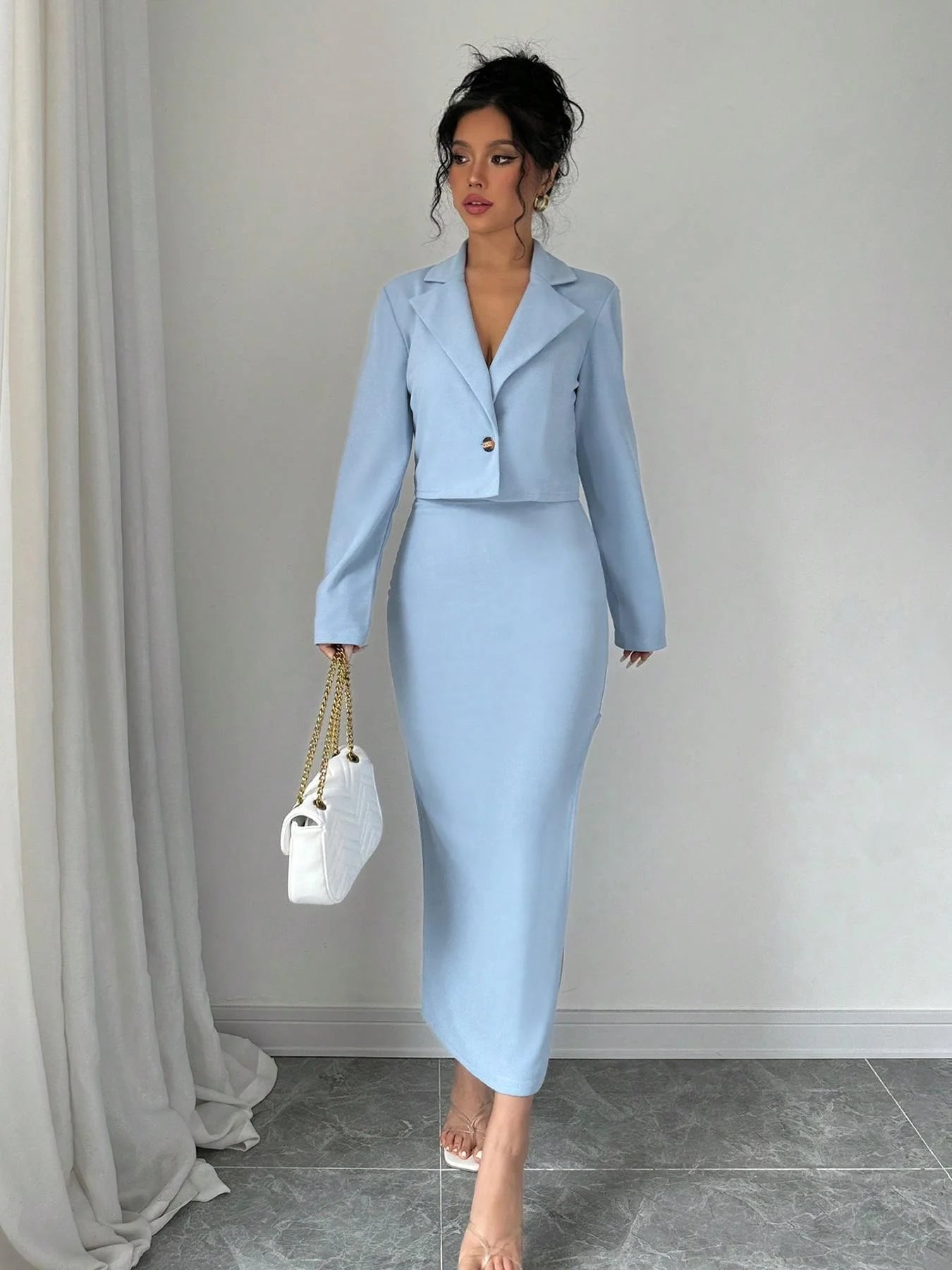 Casual slim-fit two-piece woven set — comfy for fall and winter daily wear.