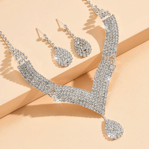 3-Piece Rhinestone Jewelry Set – Necklace & Earrings for Weddings