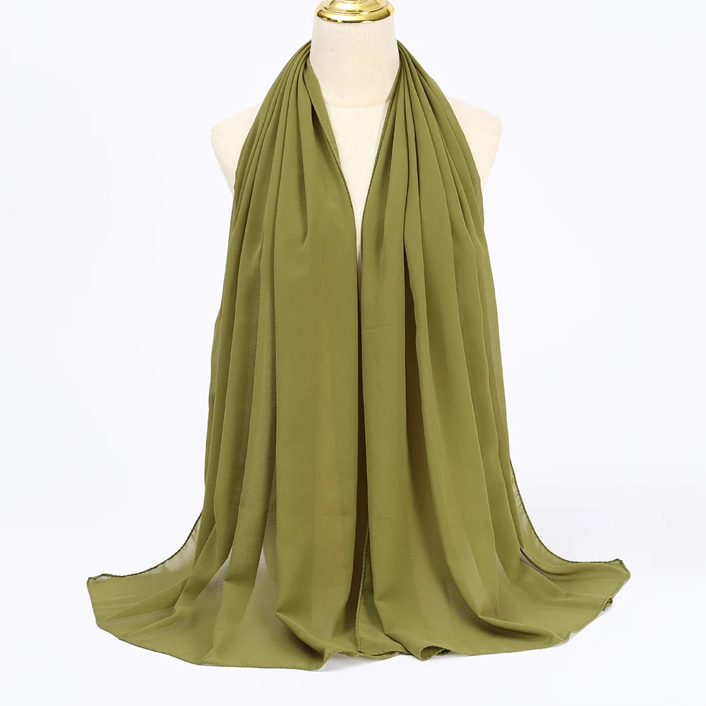 Long solid-color chiffon hijab — lightweight and elegant.