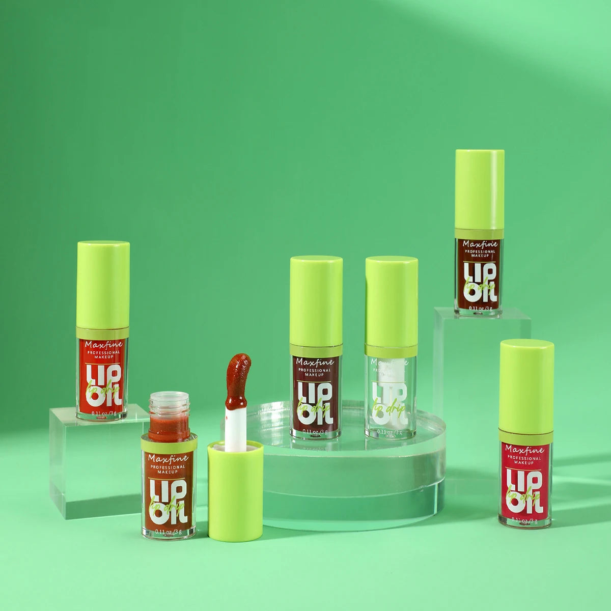 Waterproof, long-lasting, non-stick, non-fade moisturizing lip gloss.