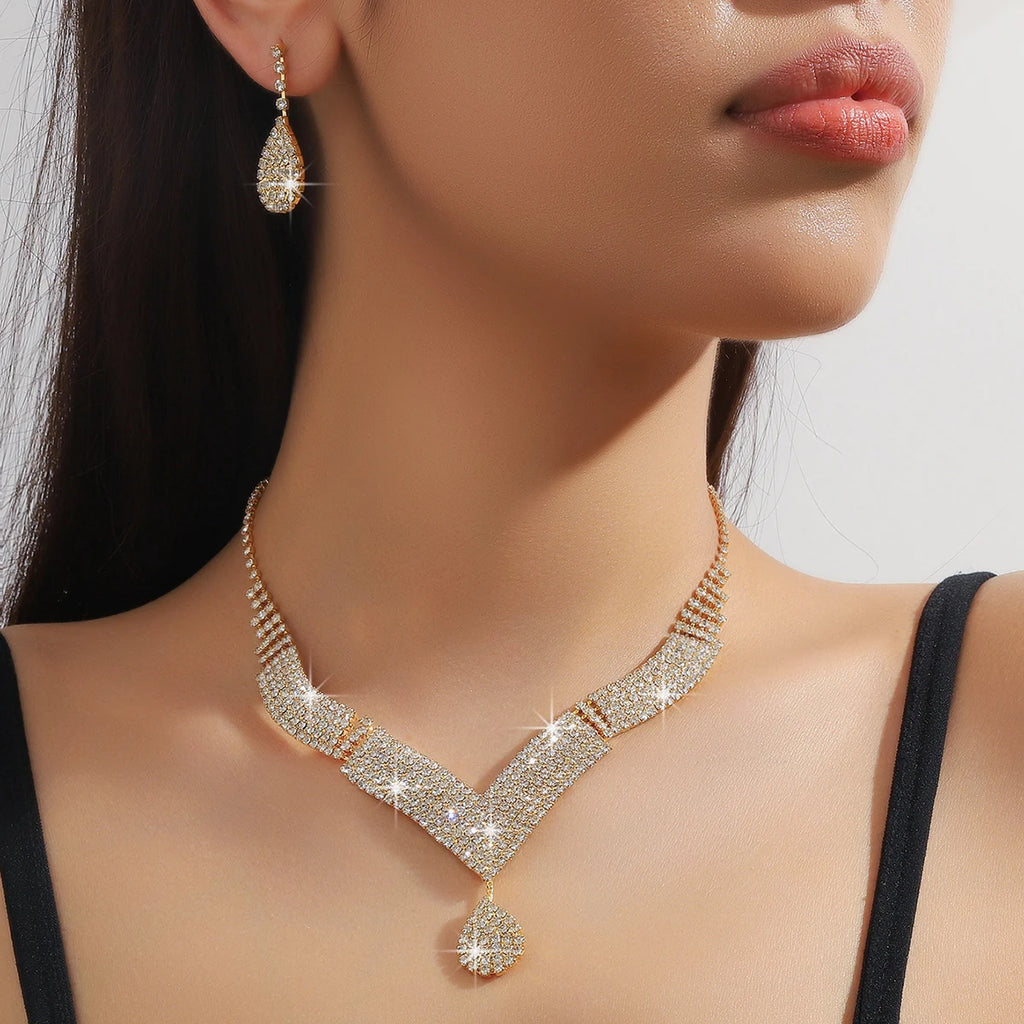 3-Piece Rhinestone Jewelry Set – Necklace & Earrings for Weddings