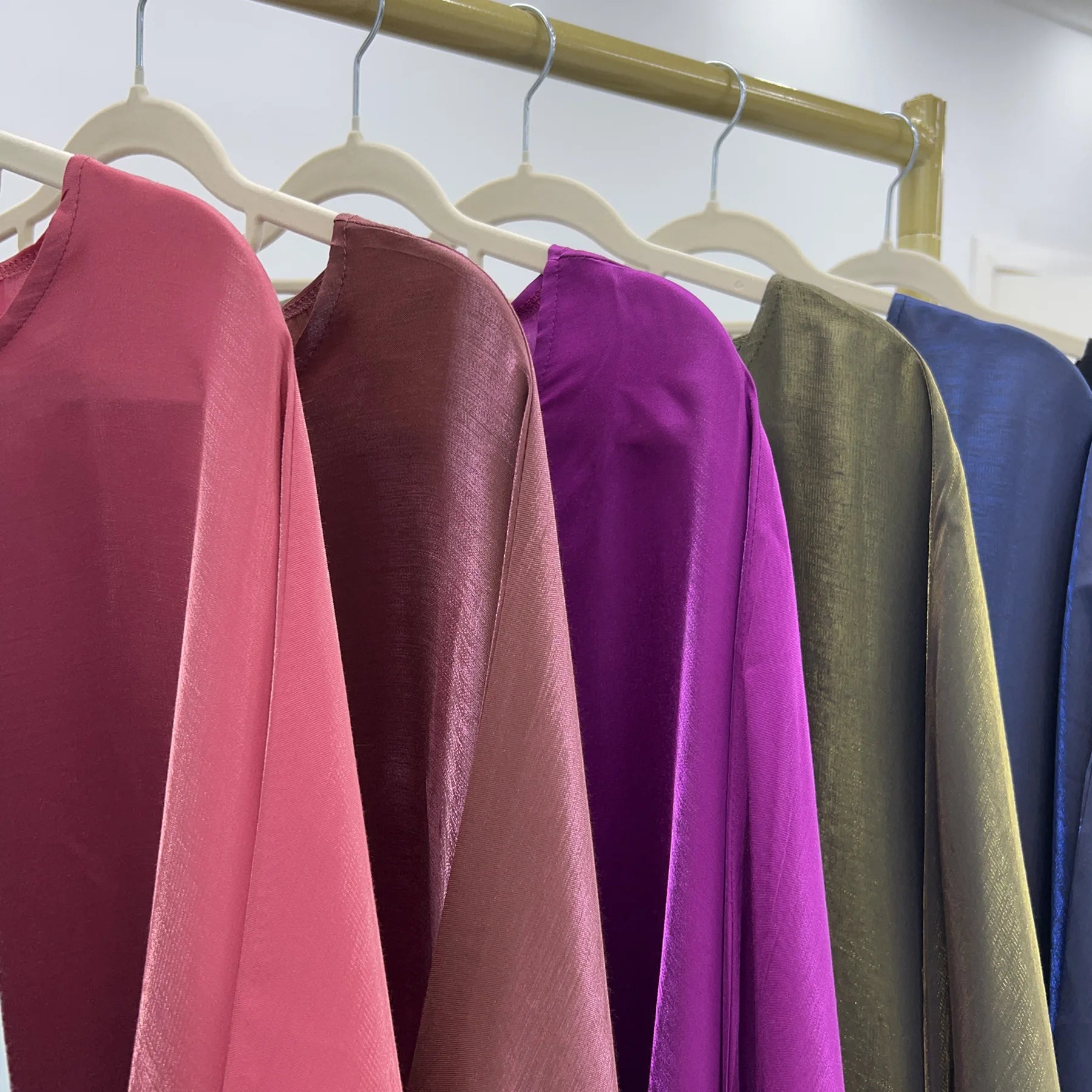 Shiny Satin Butterfly Abaya – Luxury Dubai Kaftan in 20 Colors