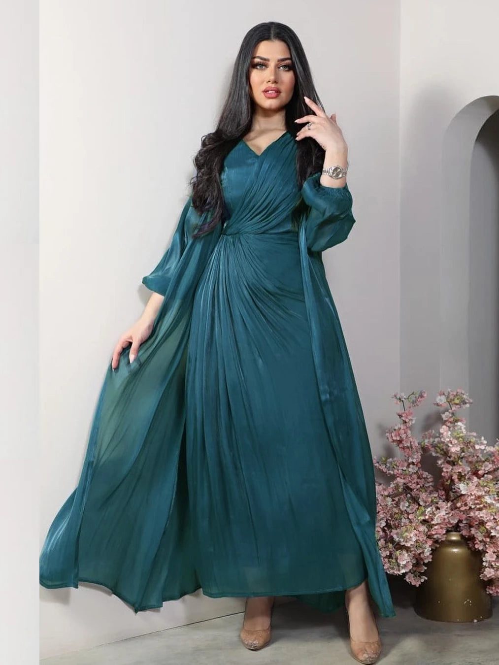 Silky Satin 2-Piece Abaya Set – Morocco/Dubai Style Evening & Eid Dress