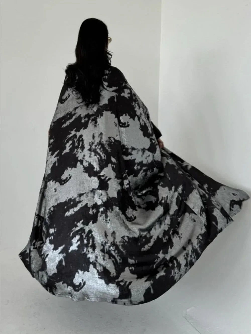 Printed long abaya/kaftan — elegant Ramadan & Eid wear.